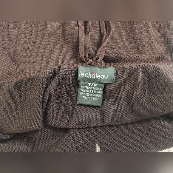 Le Chateau sleeveless tank with floral embroidery. Size small - Picture 7 of 7